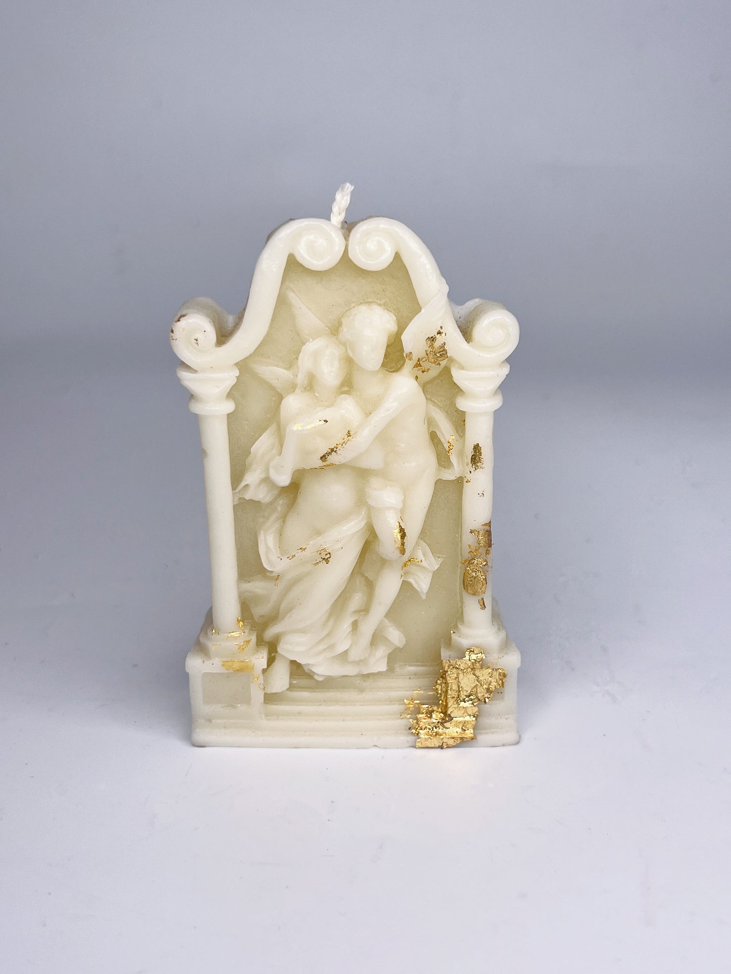 GABRIELLE BEESWAX SCULPTURE CANDLE