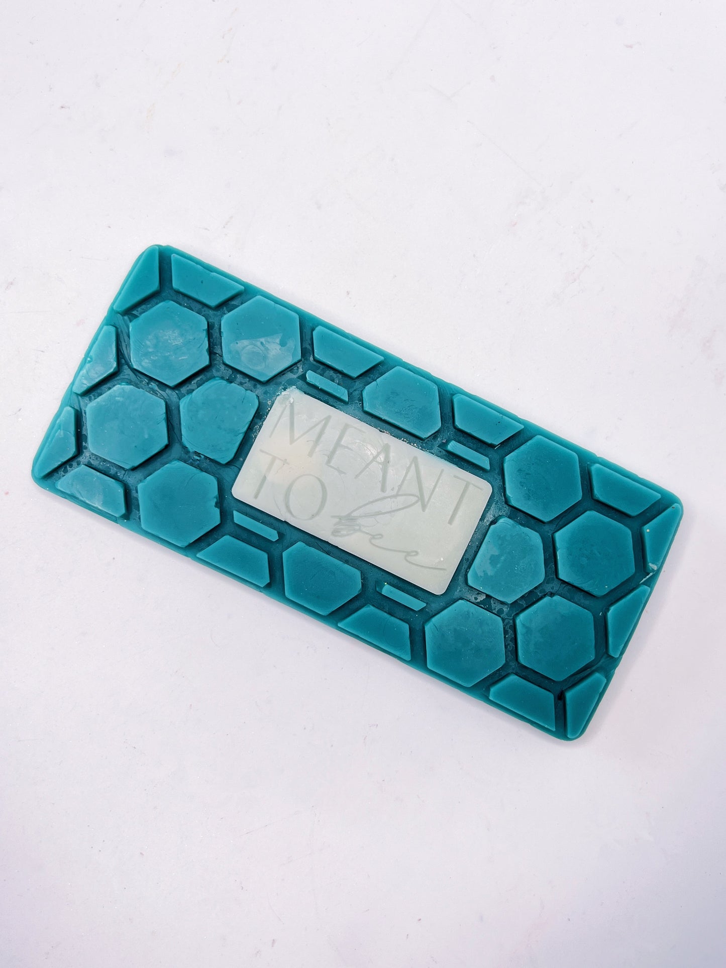 XL LOGO BEESWAX SNAP BARS