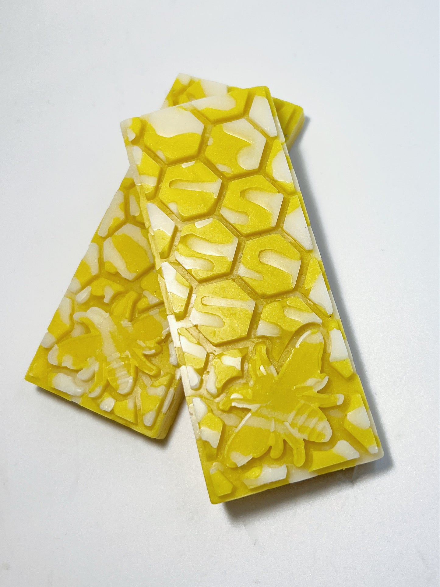 SWEET & FRUITY BEESWAX SNAP BARS