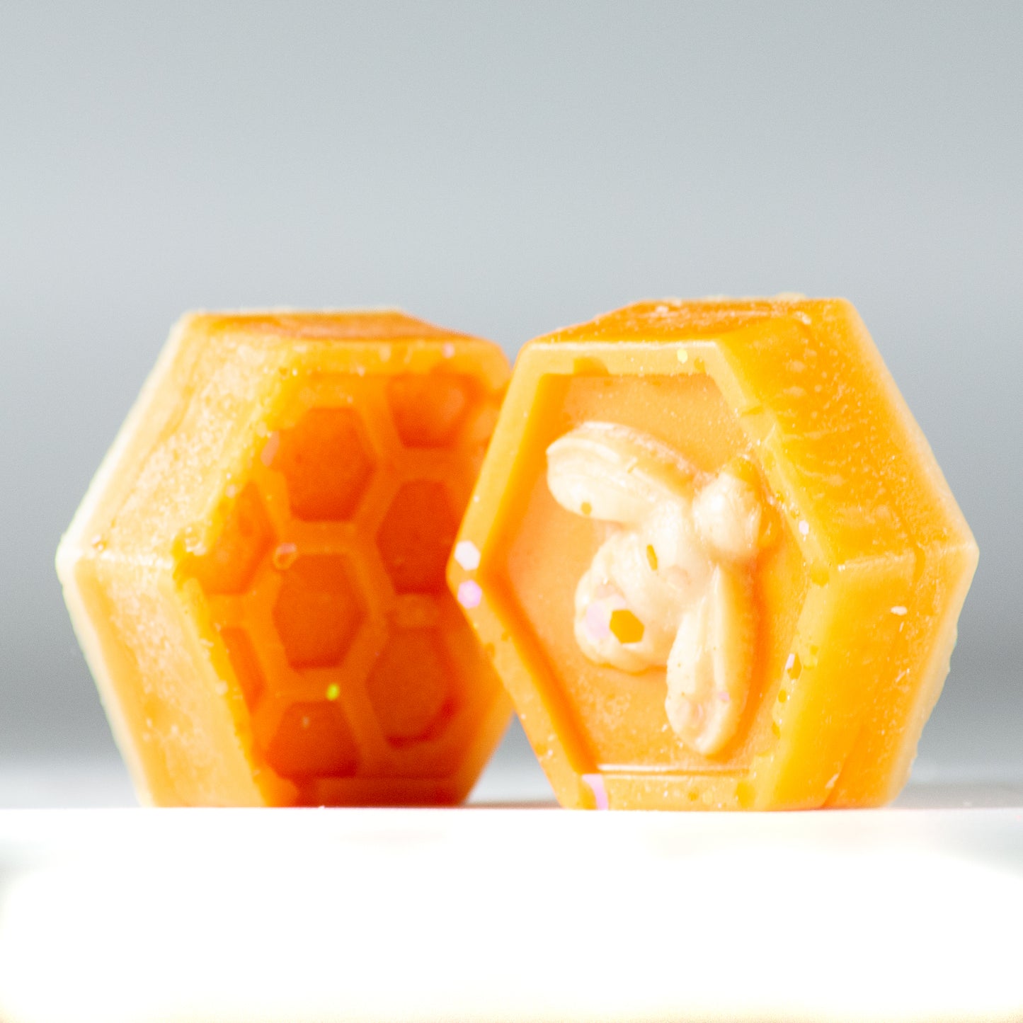 PERFUME  INSPIRED HONEYCOMB MELTS - INDIVIDUAL